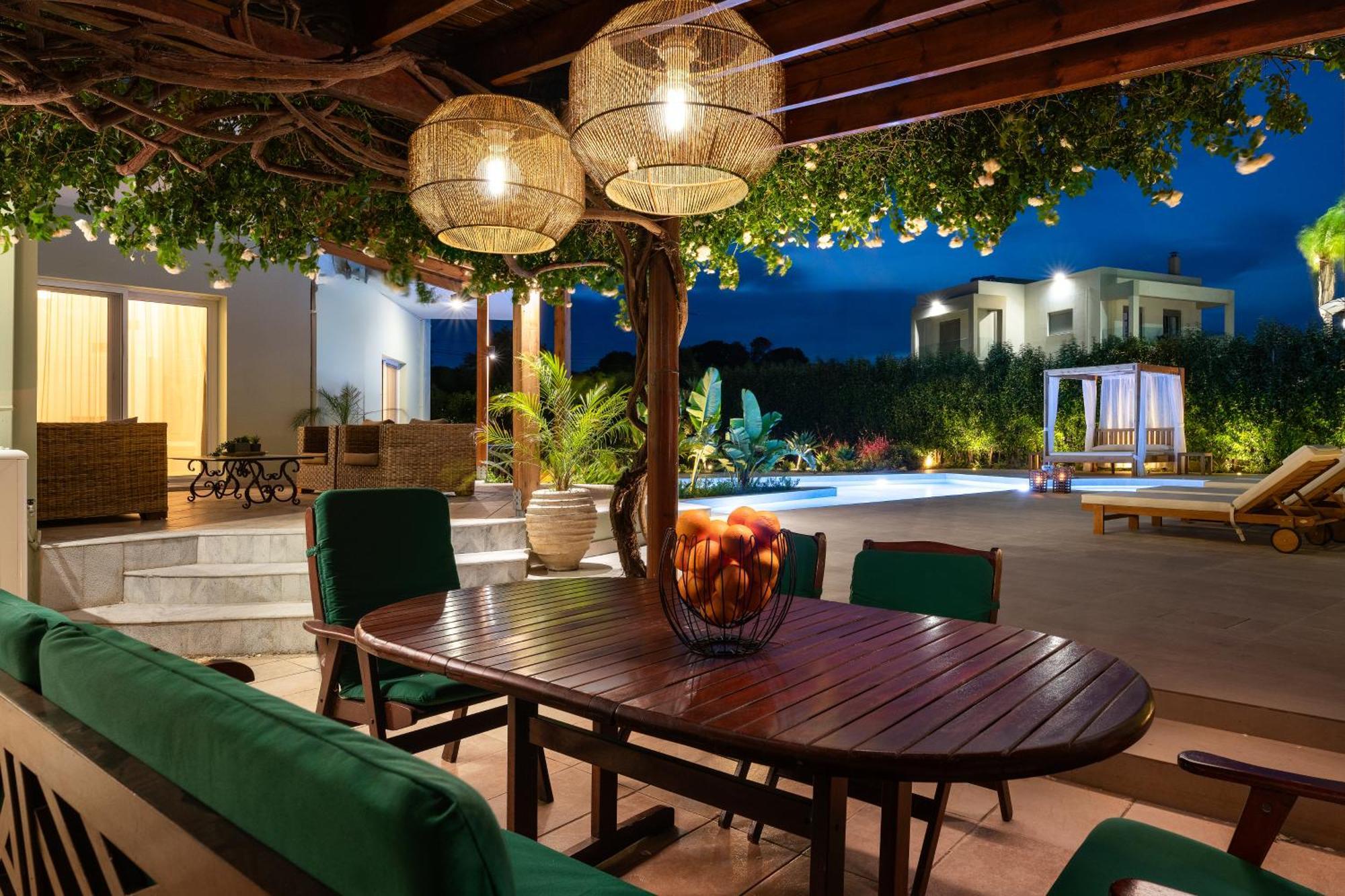 Excelencia New With Artistic Pool & Sea View