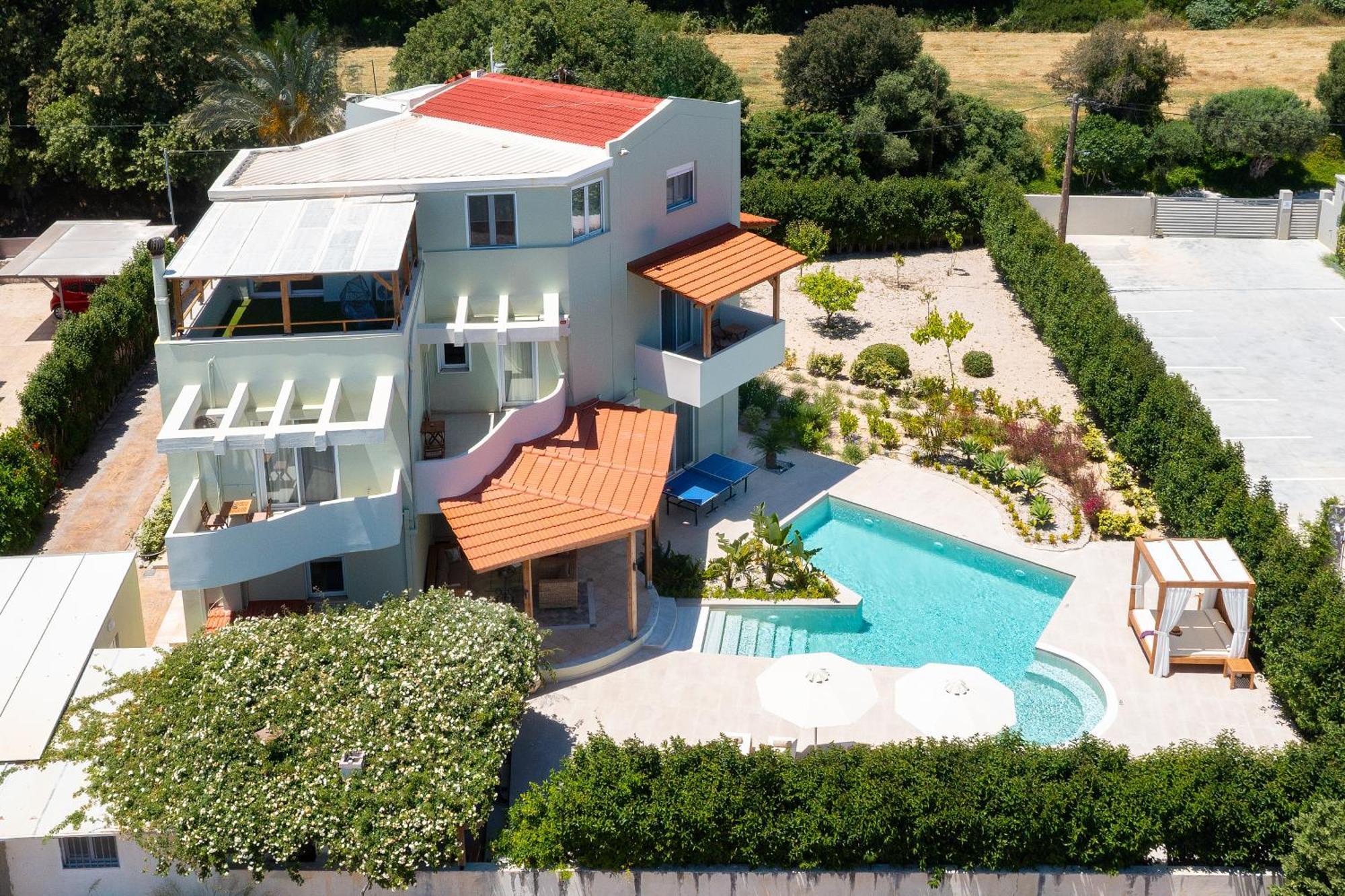 Excelencia New With Artistic Pool & Sea View Vilă