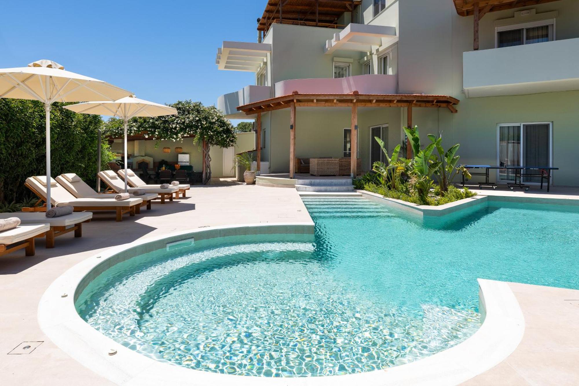 Excelencia New With Artistic Pool & Sea View Vilă *
