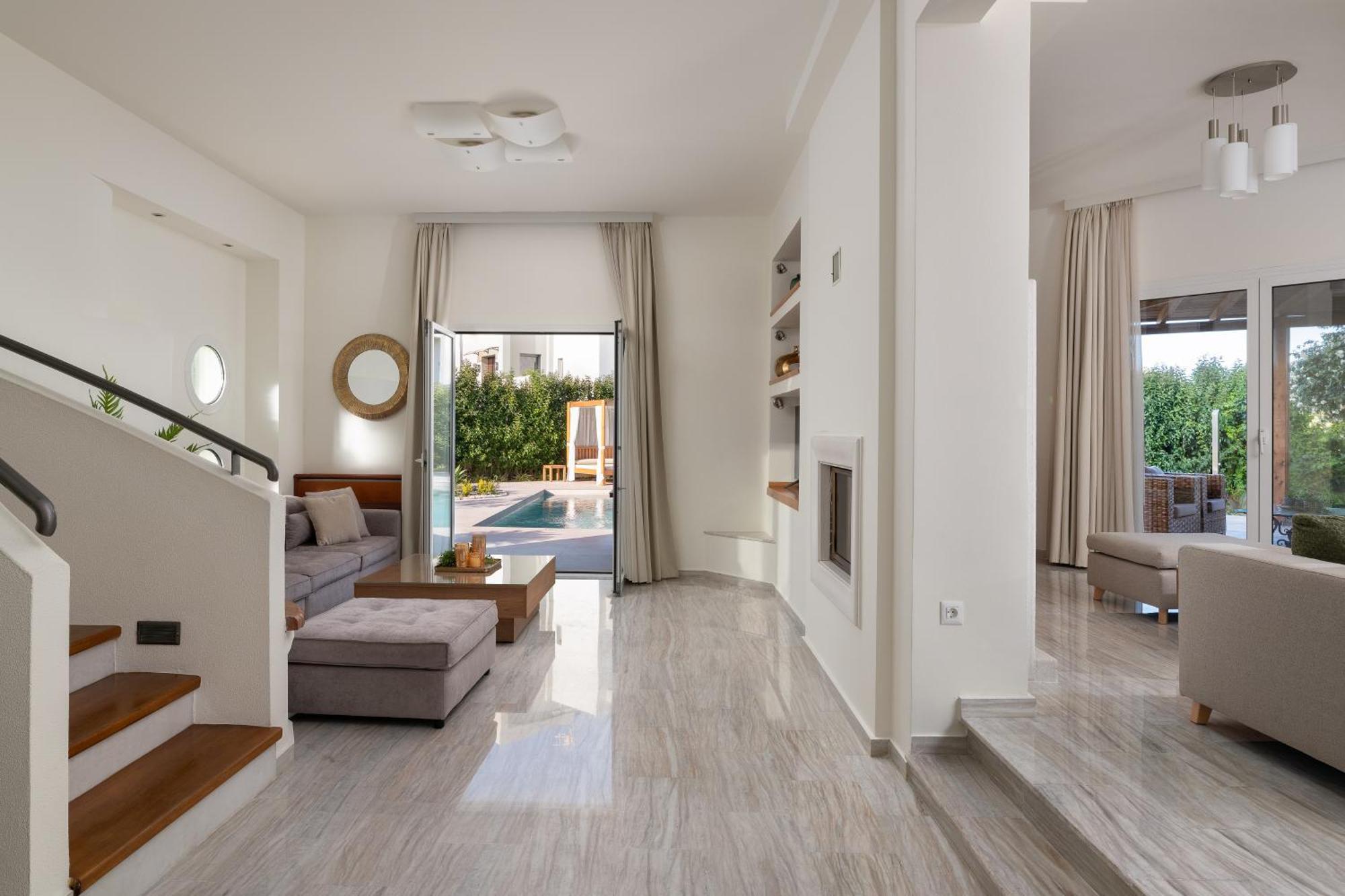 Excelencia New With Artistic Pool & Sea View